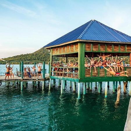 Mad Monkey Koh Rong Samloem Hostel Koh Rong Sanloem Bagian luar foto