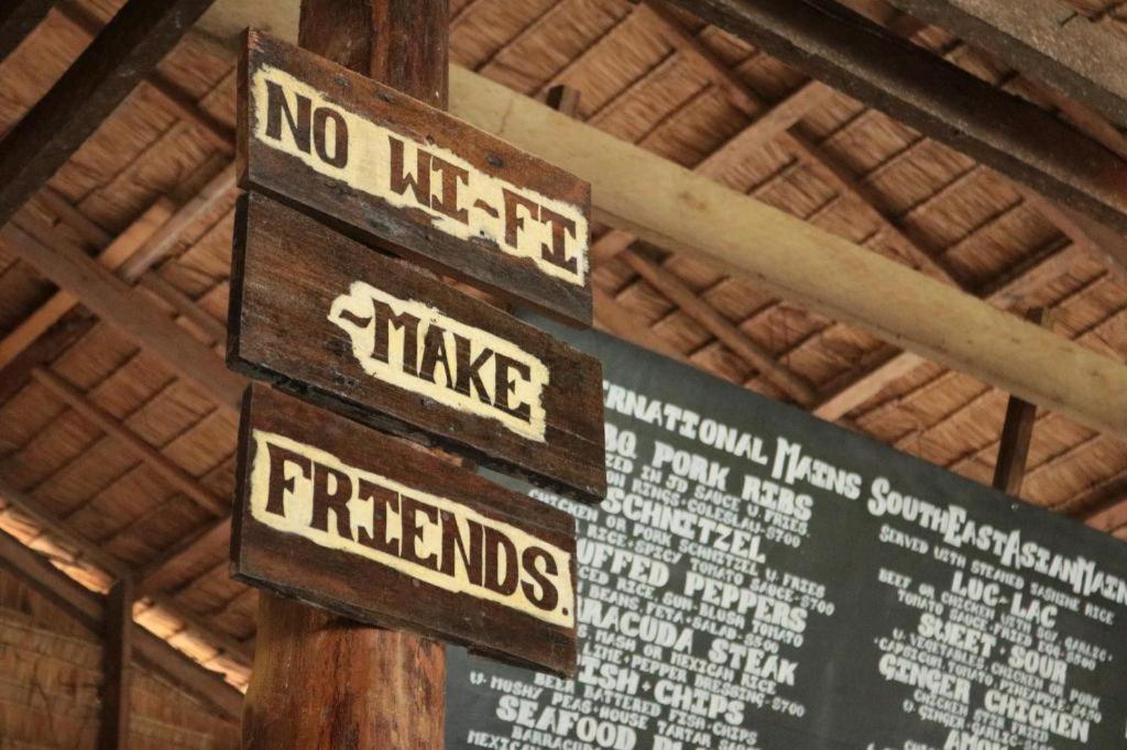 Mad Monkey Koh Rong Samloem Hostel Koh Rong Sanloem Bagian luar foto